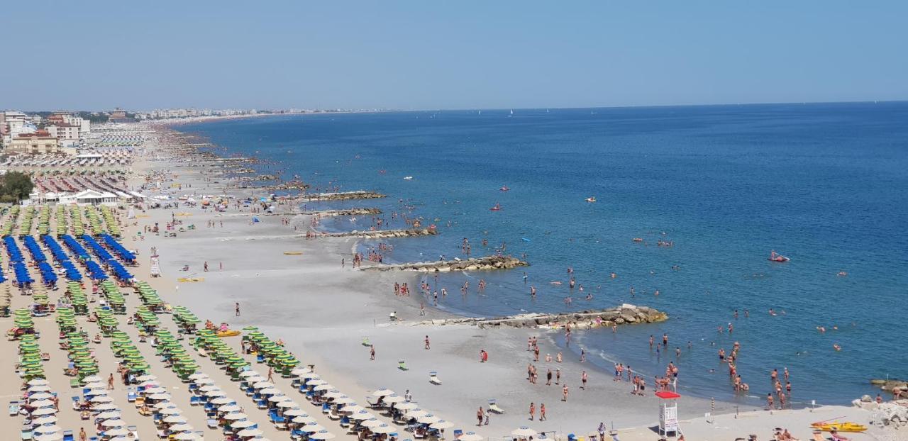 Apartamento Sul Mare... Misano Adriatico Exterior foto